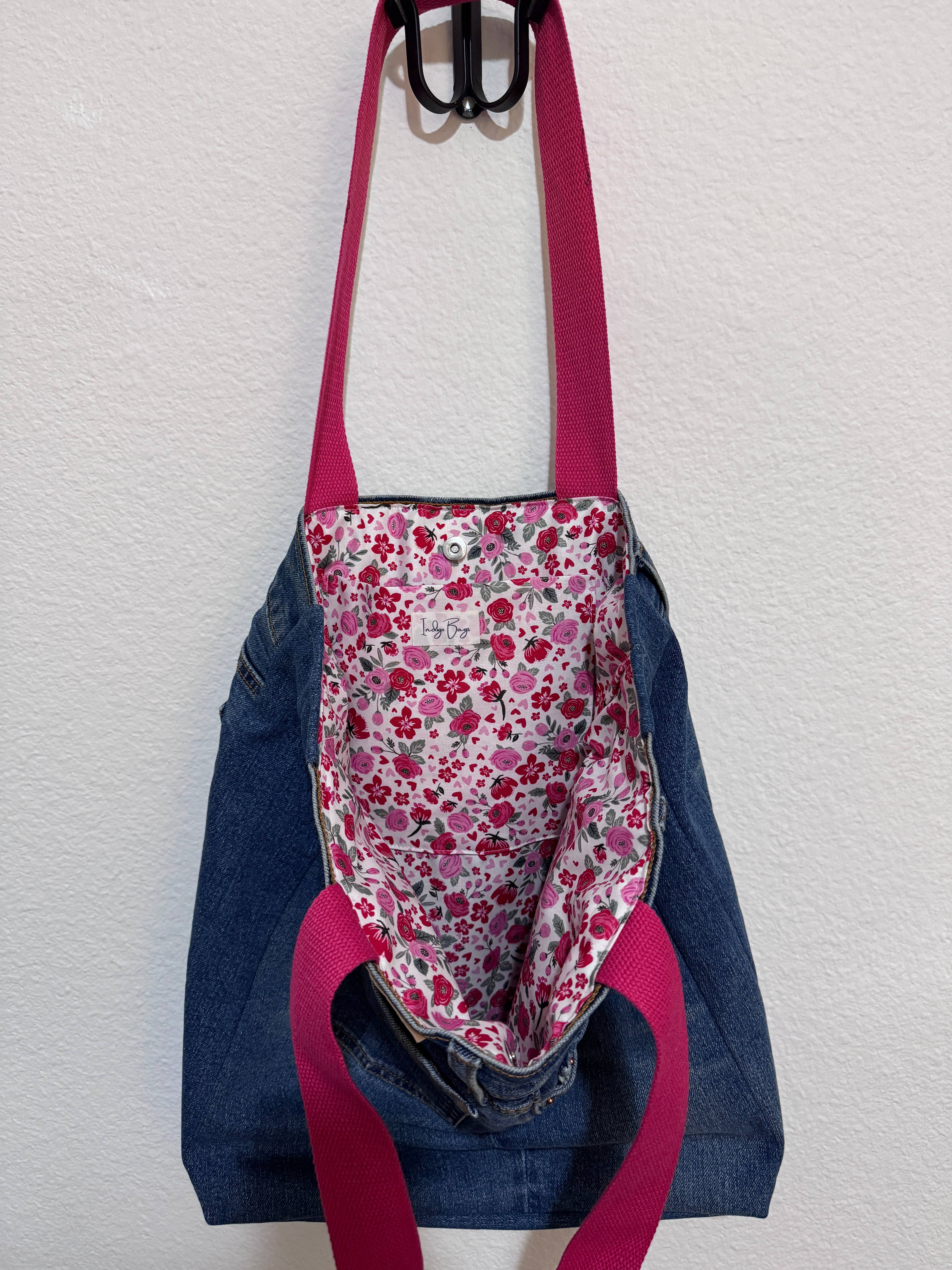 Indigo Bags - Wholesale Tote Bag - Women's - Levi's Upcycled Denim Tote Bag – roses & hearts1