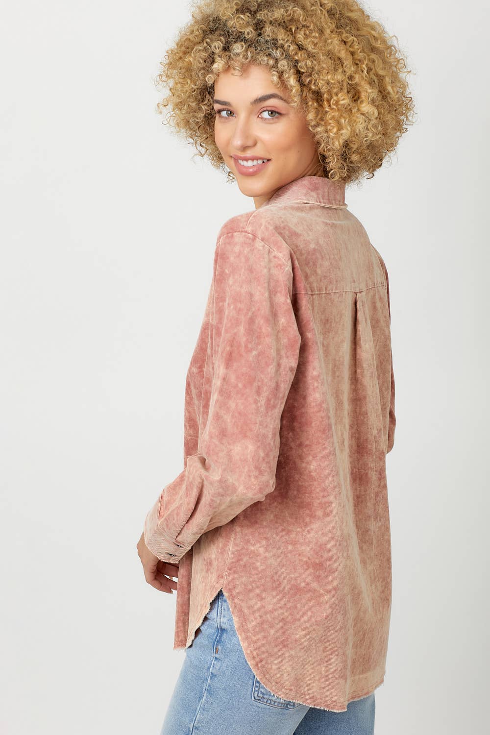 Mystree – Engroshandel Skjorte med buttondown – til kvinder – 60857 Vasket fløjlsskjorte27