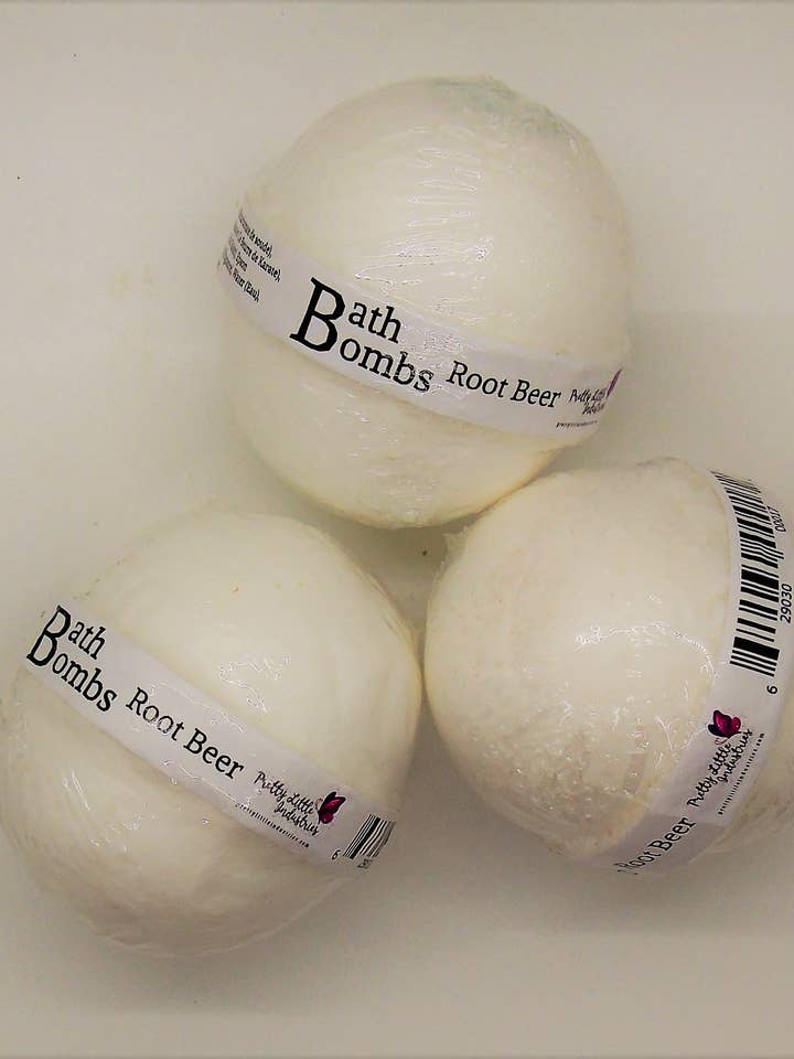 Root Beer Float Bath Bomb for wholesale by Pretty Little Industries Ltd