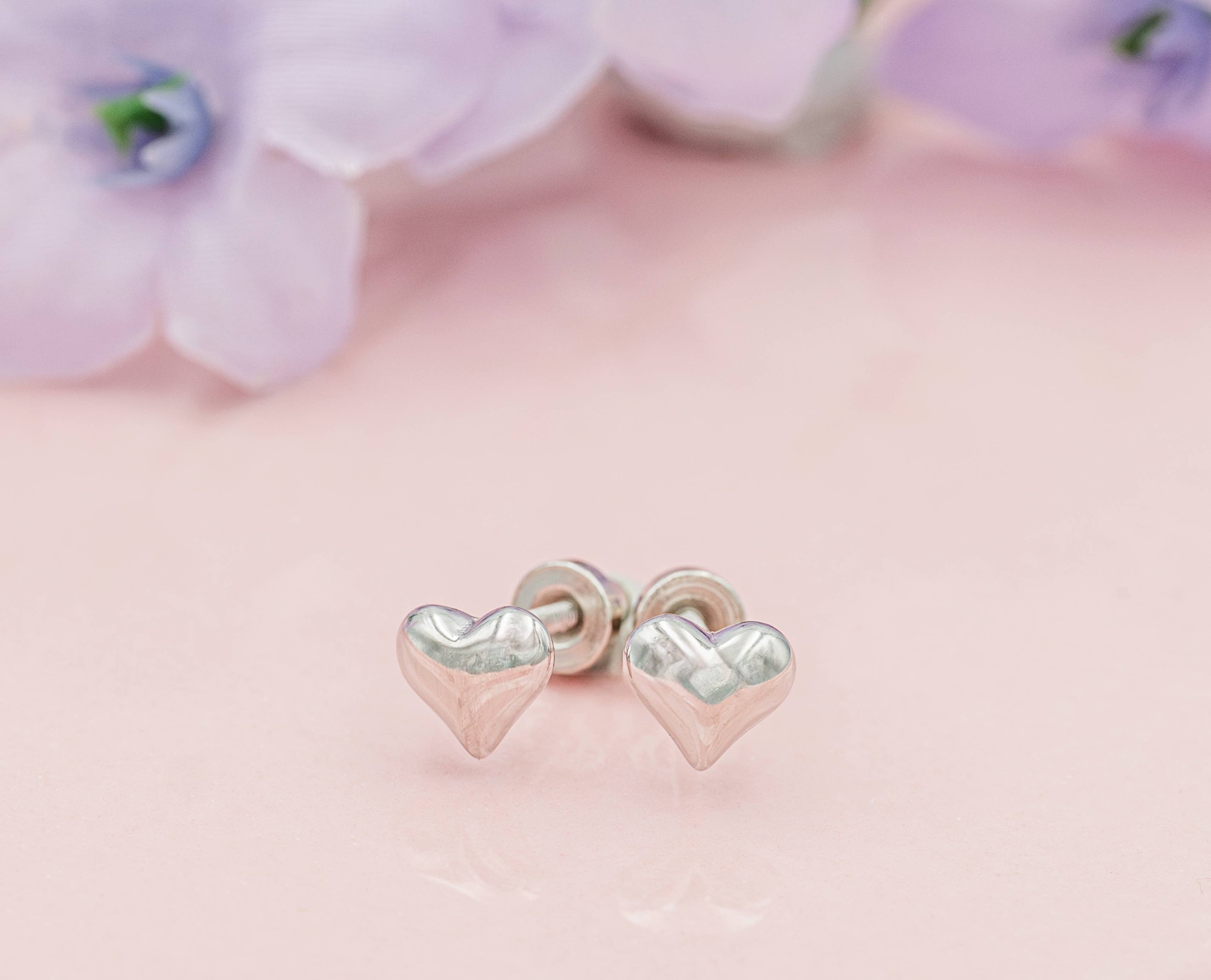 Cherished Moments - Venta al por mayor Pendientes de botón/aretes de poste - Pendientes de plata de ley con forma de corazón abullonado para niñas para regalo de San Valentín2