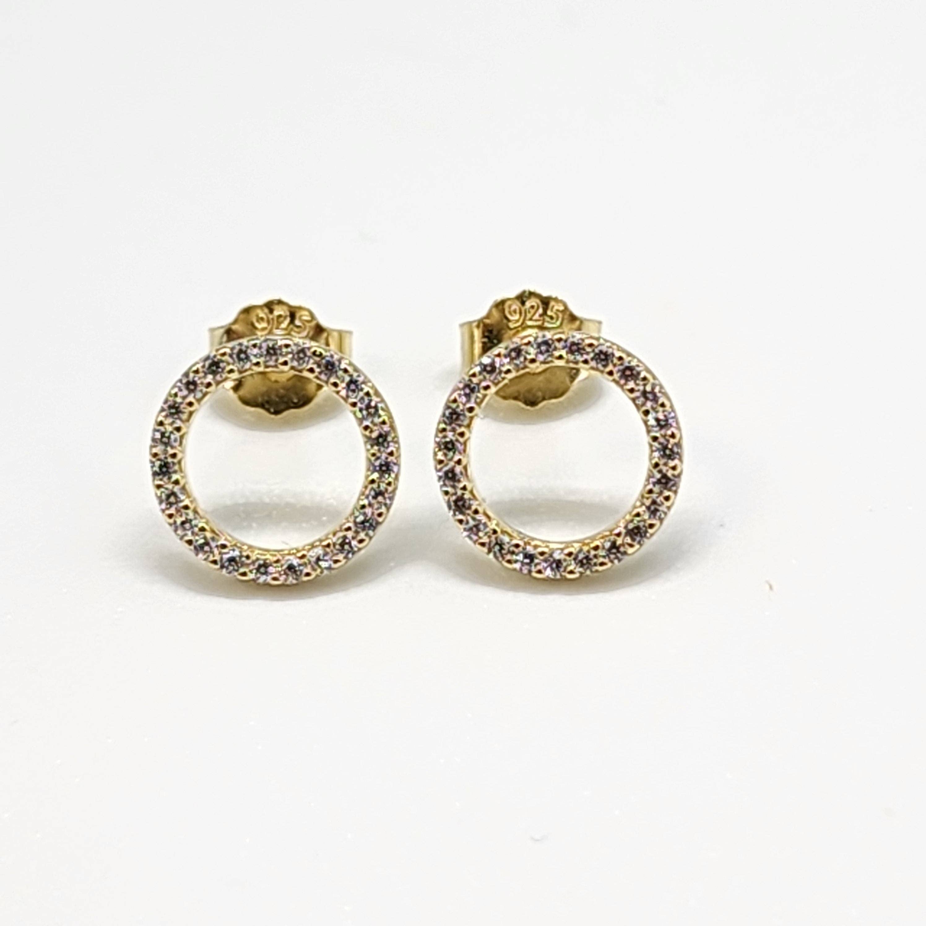 Lillie's Lifestyles - Wholesale Stud/Post Earrings - Sterling Silver circular CZ Earrings2