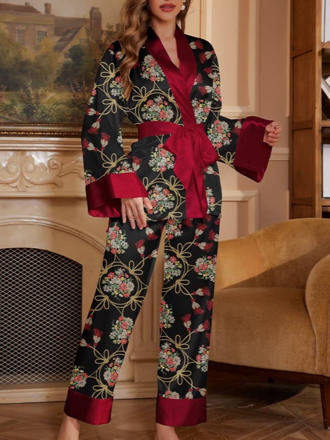 Vintage Print Long-Sleeved Trousers Pajama Two-Piece Set for wholesale by HIDDENBRAND