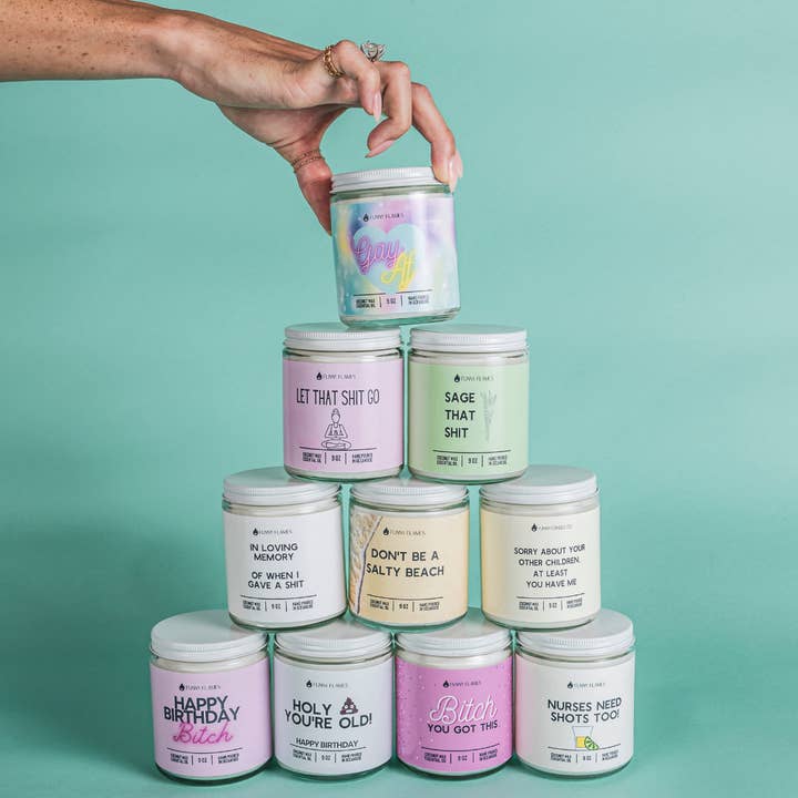 Funny Flames Candle Co - Les Creme - Venta al por mayor Velas en tarros - Vela gay Af: regalo LGBTQ, vela del orgullo, orgullo gay, LGBTQ +