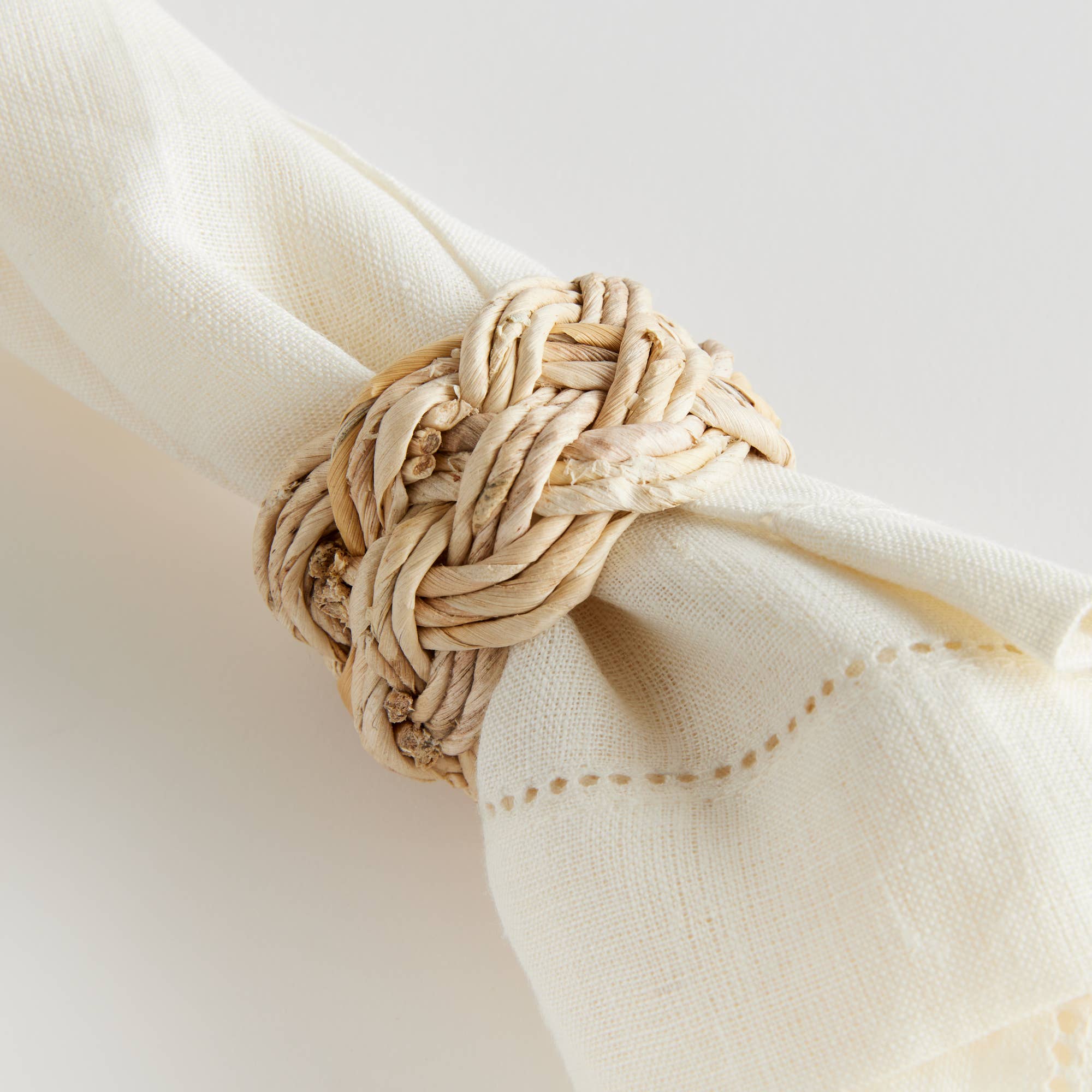 Napa Home & Garden - Wholesale Napkin Ring - Abaca French Braided Napkin Ring2