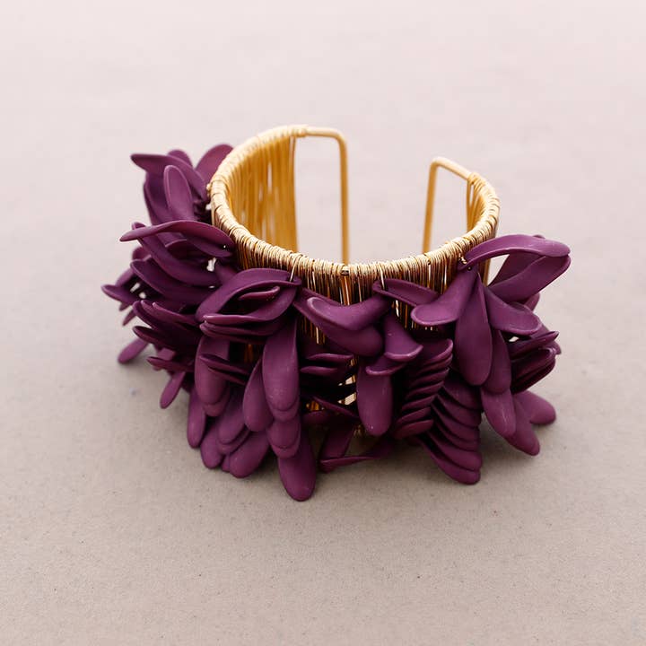 Sonata – Großhandel Gewebtes/geflochtenes Armband – Verstellbares Armband mit Metallblütenblättern6