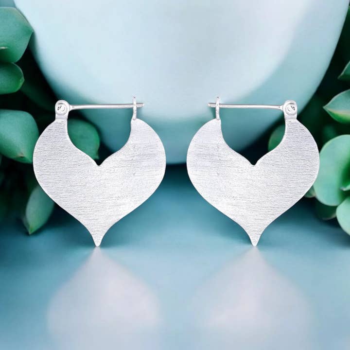 Minimalistic Teardrop Earrings - 925 Sterling Silver for wholesale by MadamLili