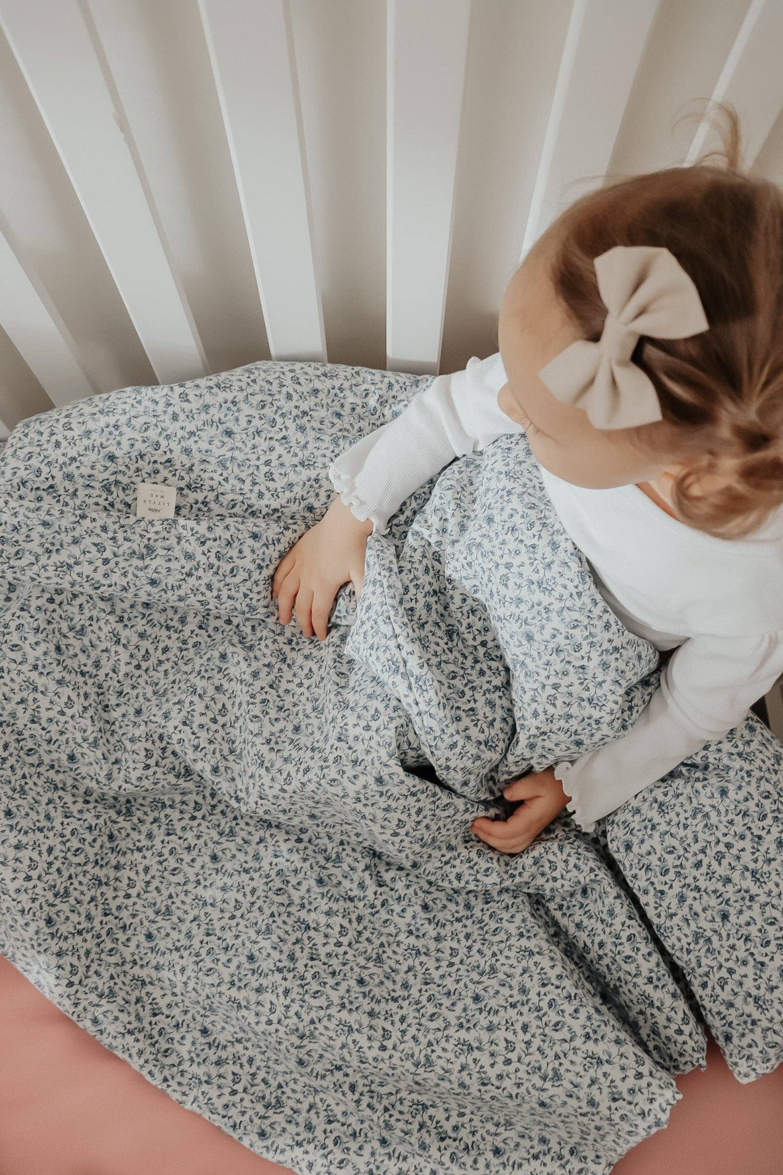 Little Mae and Co – wholesale Quilt – Kids & Baby – Floret Crib Quilted Blanket2