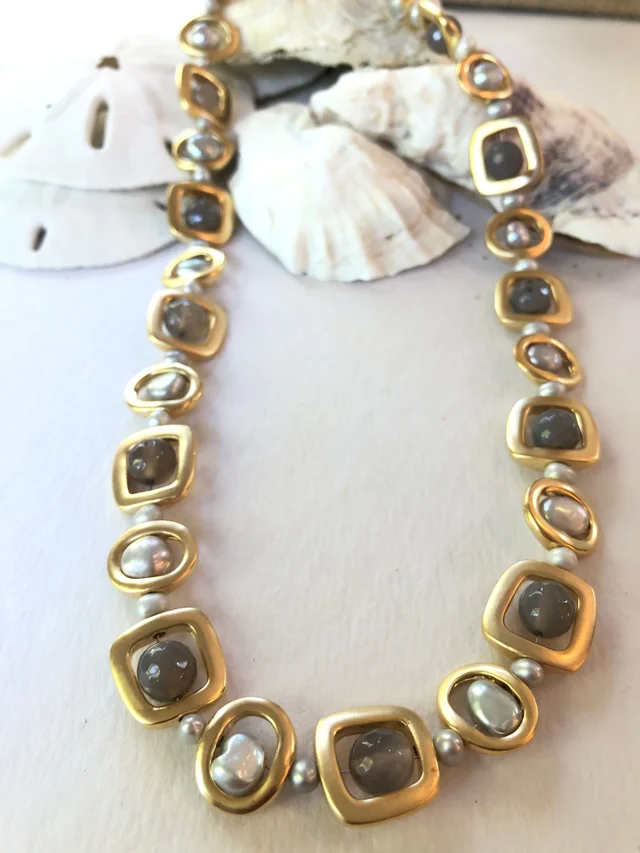 Studio G - Vendita all'ingrosso Collane di perline/perle - Collana Moderna con Perle d'Acqua Dolce e Pietra5