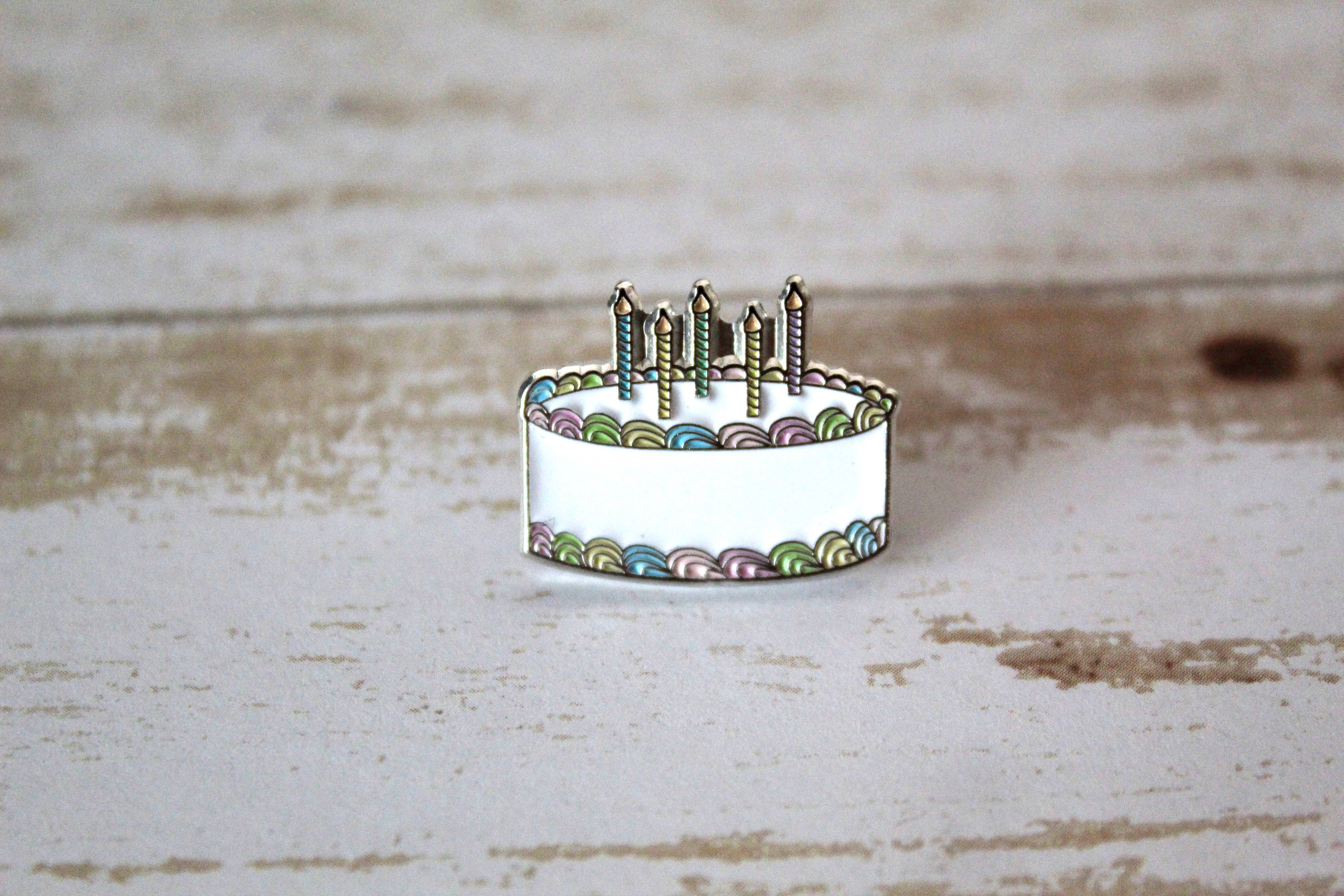 Bolt in a Bottle - Wholesale Birthday Card - Birthday Cake Pin & Greeting Card3