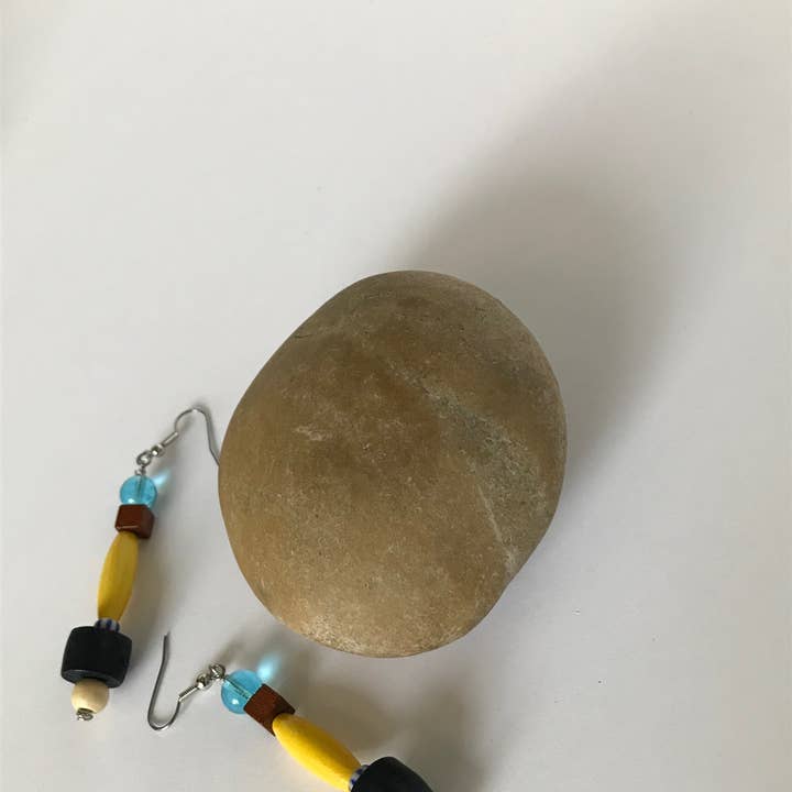 Mary Lindseth Art - Wholesale Dangle Earrings - "Beata" earrings yellow and blue1