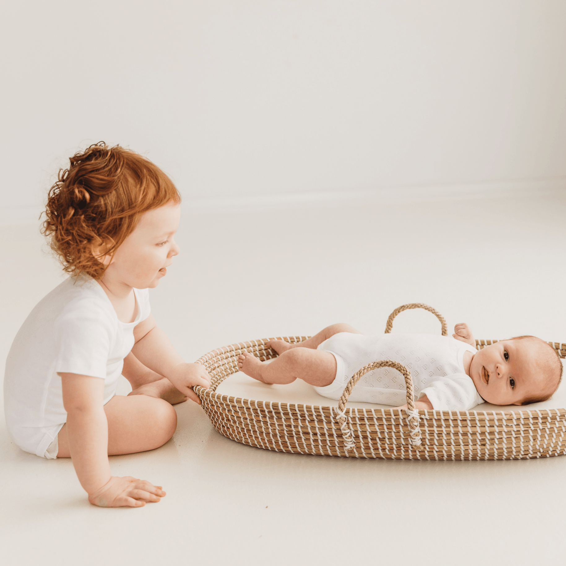 Luca & Co - Wholesale Bassinet – Baby - Changing Basket3