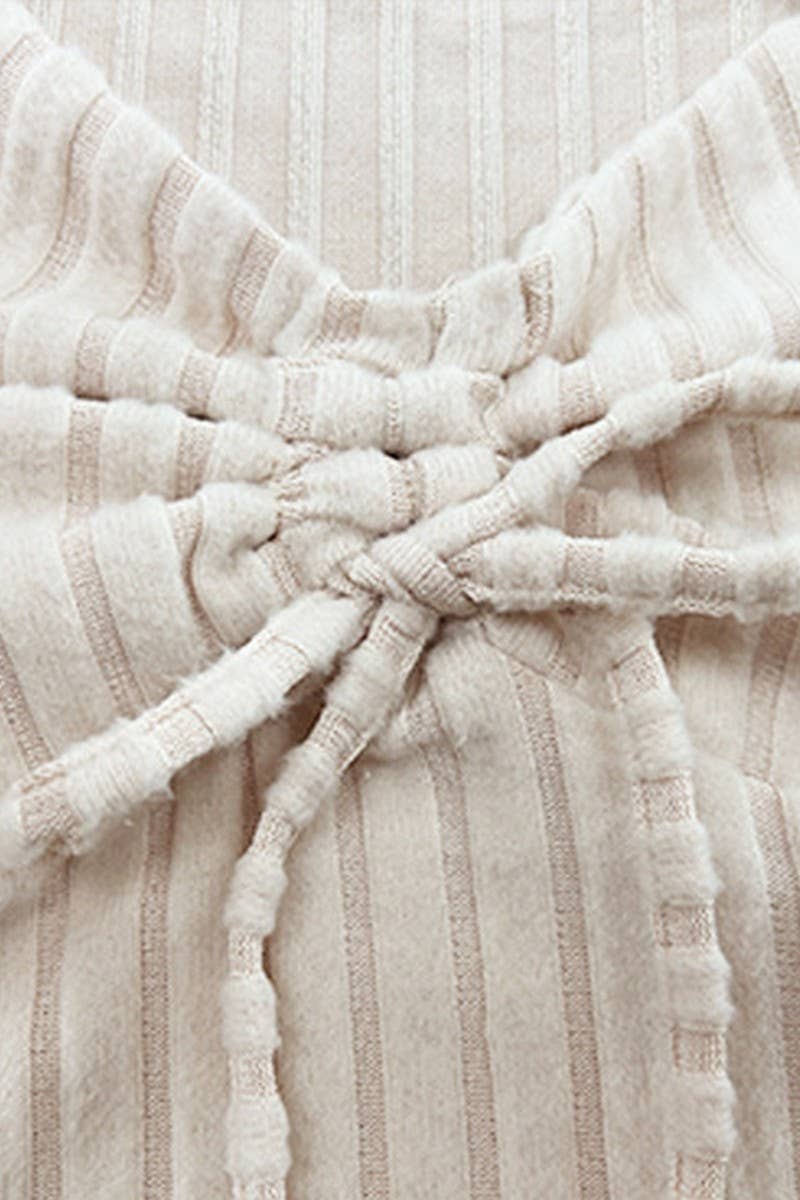 NINEXIS - Wholesale Blouse - Women's - CWTBLL3790_V NECK DRAWSTRING FLARE SLEEVE CROP TOP9