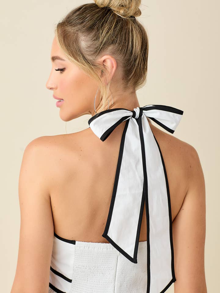 BABY PINK – wholesale Klänning - Dam – Halterneck rygglös miniklänning med kontrasterande kantband26