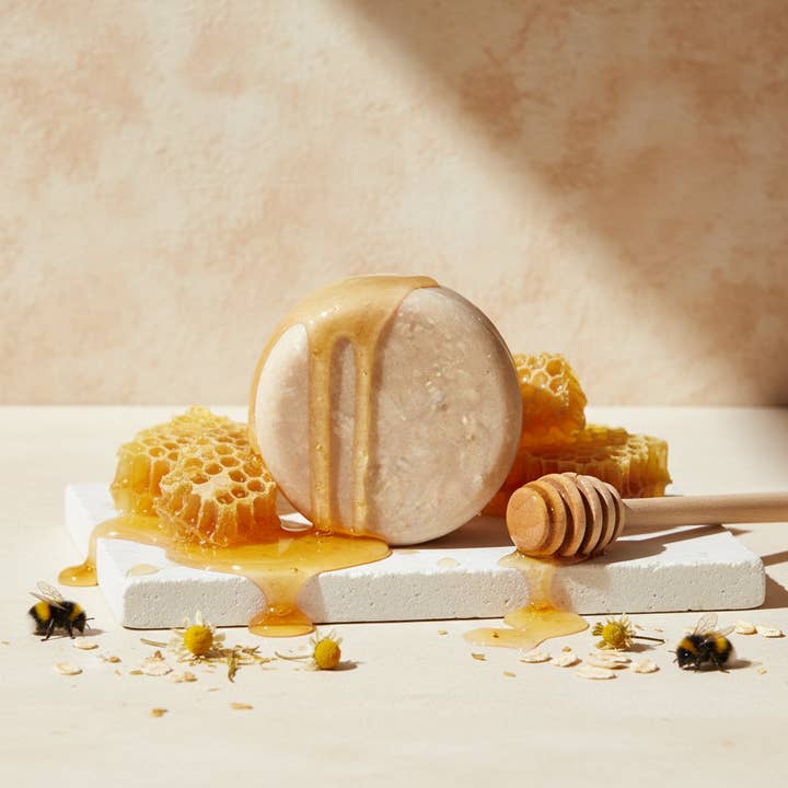 Nourishing Solid Shampoo for wholesale by MBK - Mellow By Kat | Soap Lab