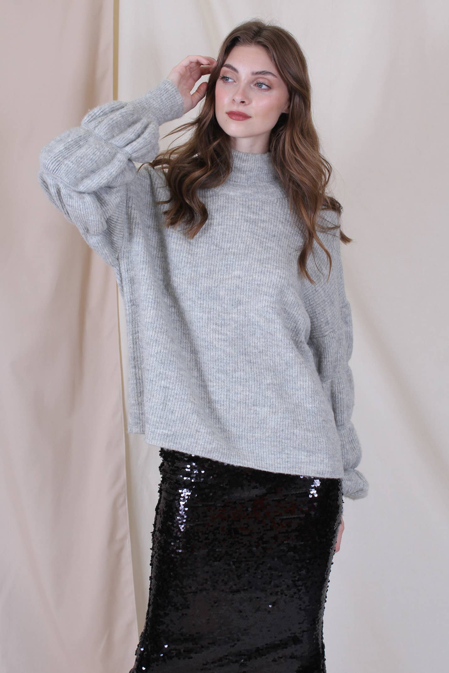 Fore Collection - Wholesale Pullover-trui - Dames - GEBREIDE OVERSIZED TRUI MET RONDE HALS, MOUWDETAIL - TI24606