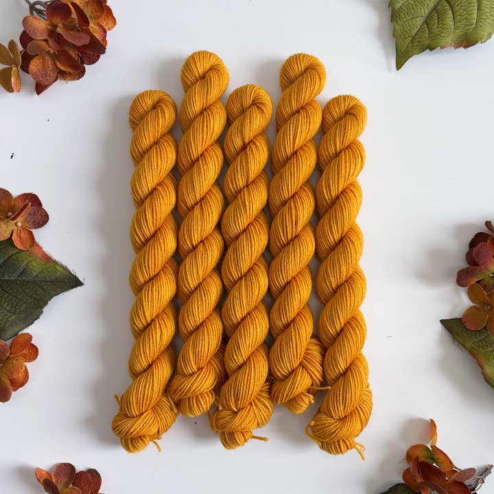 Coates & Co. – Engroshandel Garn – Cottage Sock Garn • 20g Mini Nøde6