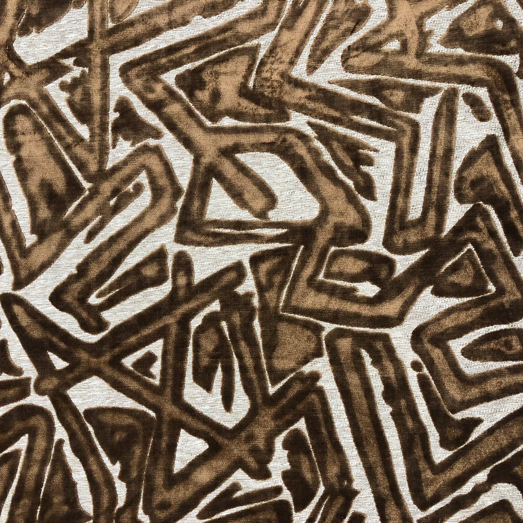 HF Atelier - Wholesale Chair - B&W Graffiti Swivel Chair for Bar, Restaurant or Residential1