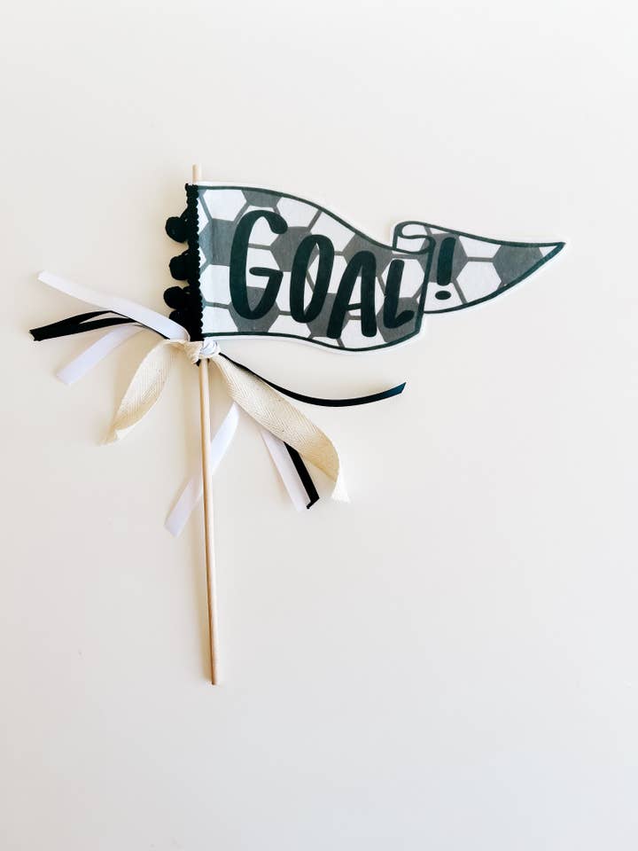 Mål Felt Flag for engroshandel hos Goldie Letter Company