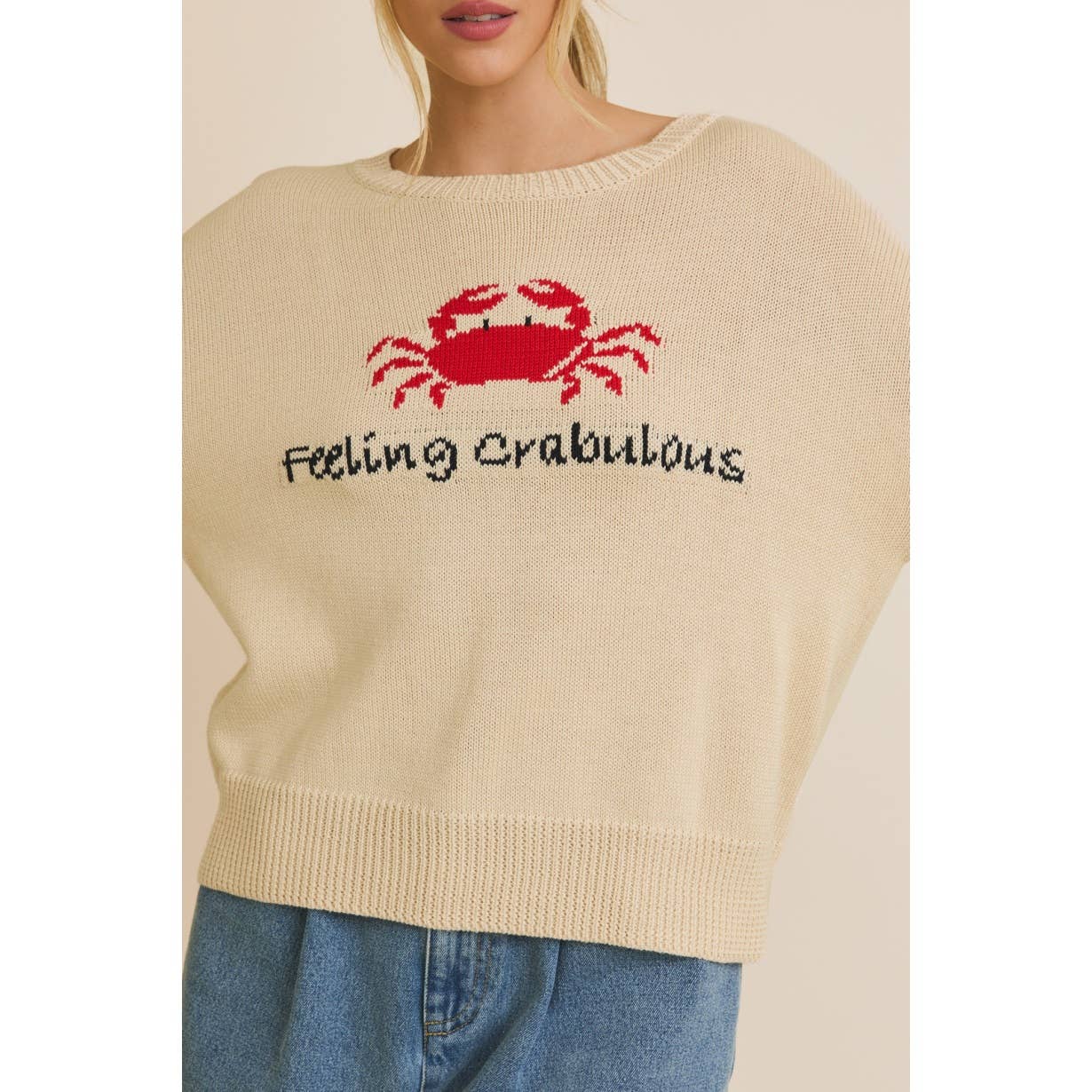 ELFENBEIN Gemütlicher Rundhals-Pullover mit Krabbenmotiv für den Großhandel auf Faire4