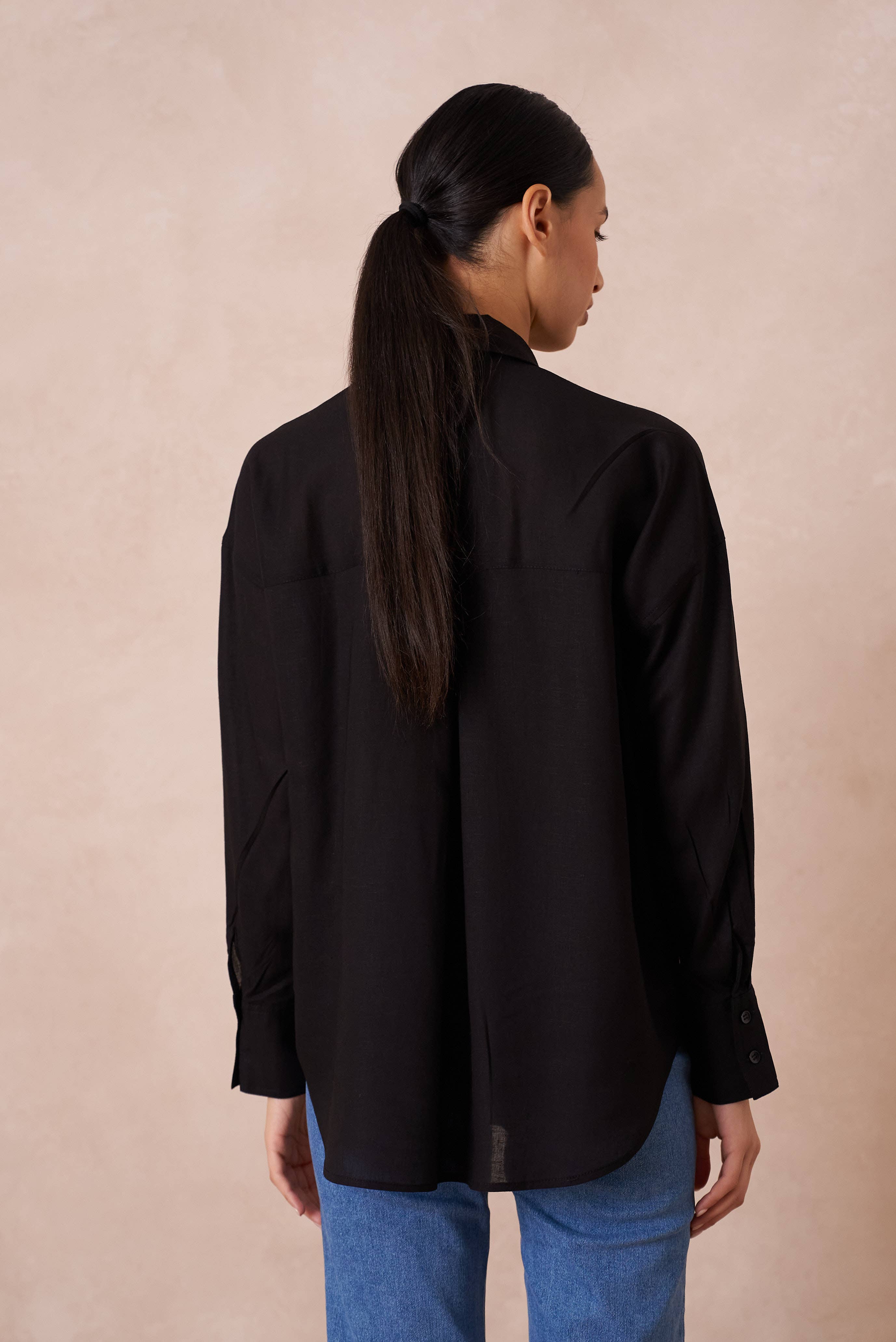 Attentif Paris - Vente Chemise à col boutonné – femme - Chemise unie avec col à revers avec du lin5