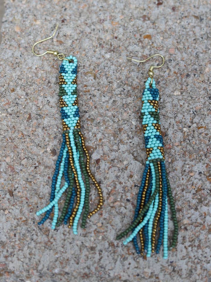 1148 S9 CYLINDRE GOUTTE BOUCLE D'OREILLE SEADBEAD pour la vente par Turquoise Haven