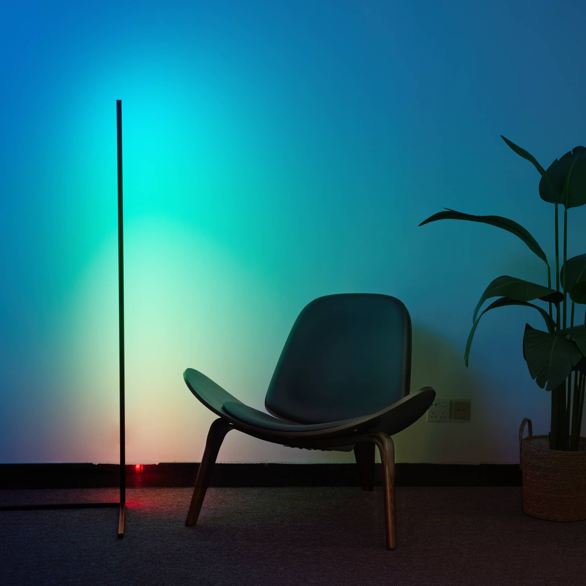 EP Design Lab - Wholesale Floor Lamp - RGBCW Corner Floor Lamp Ambient Lighting1