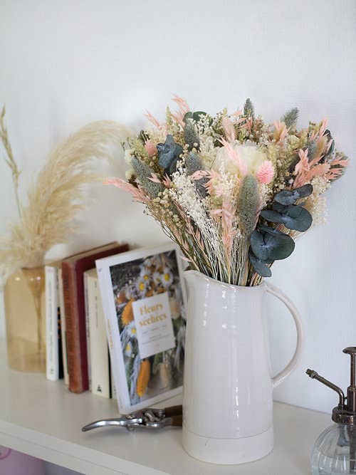 Manolo for wholesale by Les Hellébores