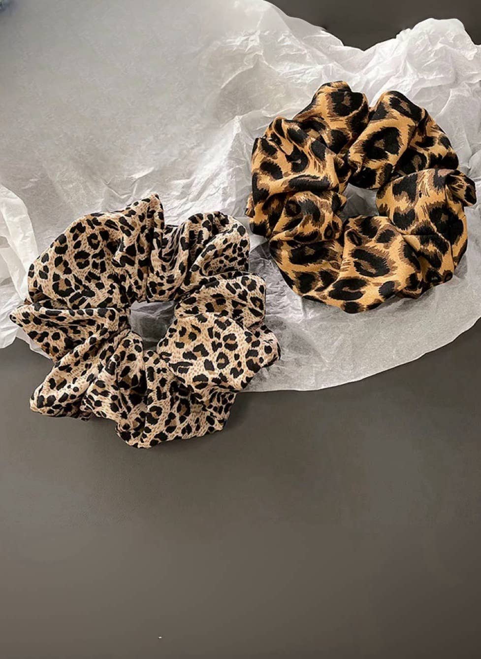 BYREN | ÉLINE L'ATELIER – wholesale Hair accessories set – Women’s – Leopard scrunchie FQ32