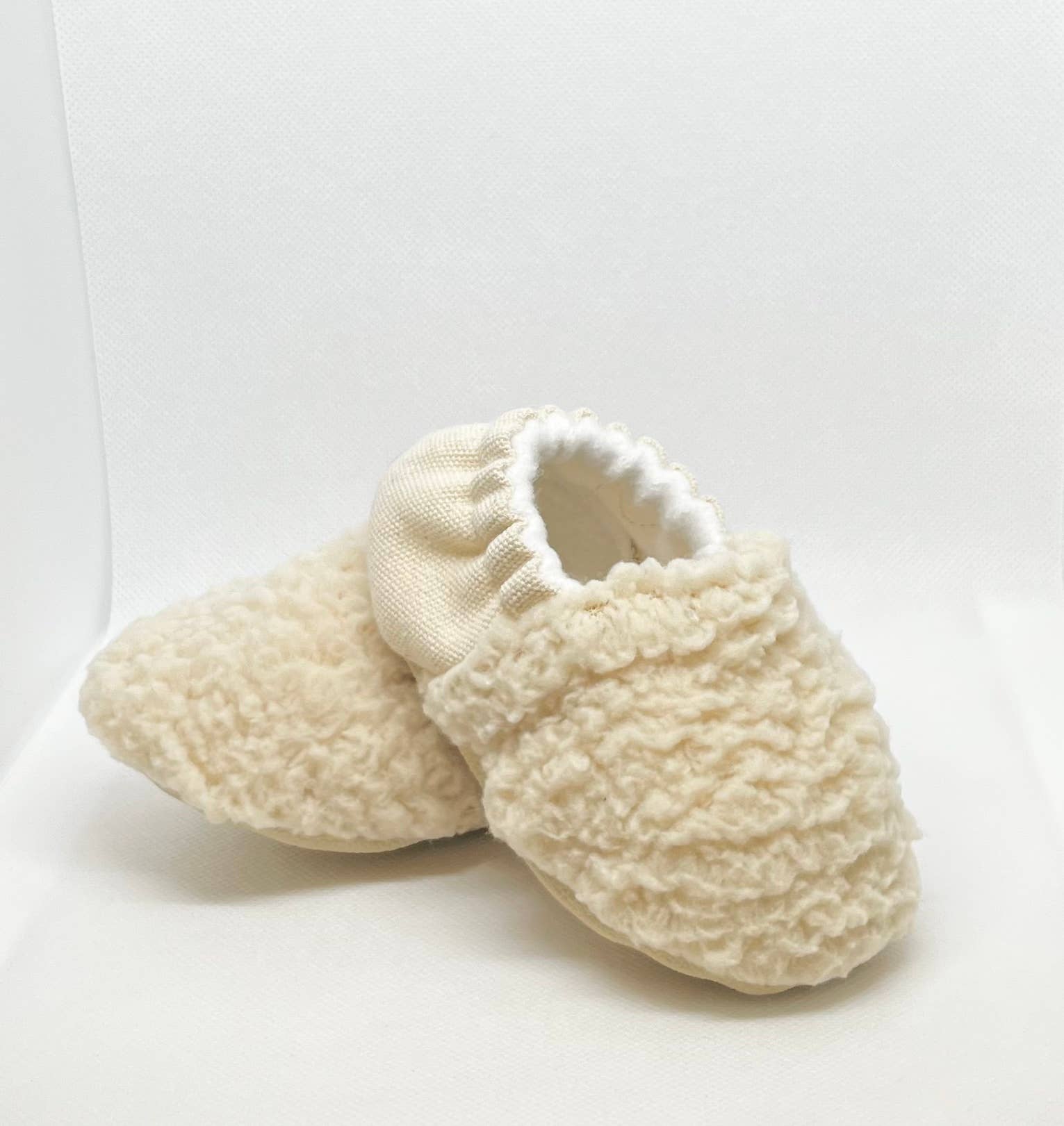 SoftSoul Footwear INC - Wholesale Slippers - Baby - Baby Bear Faux Fur Slippers1