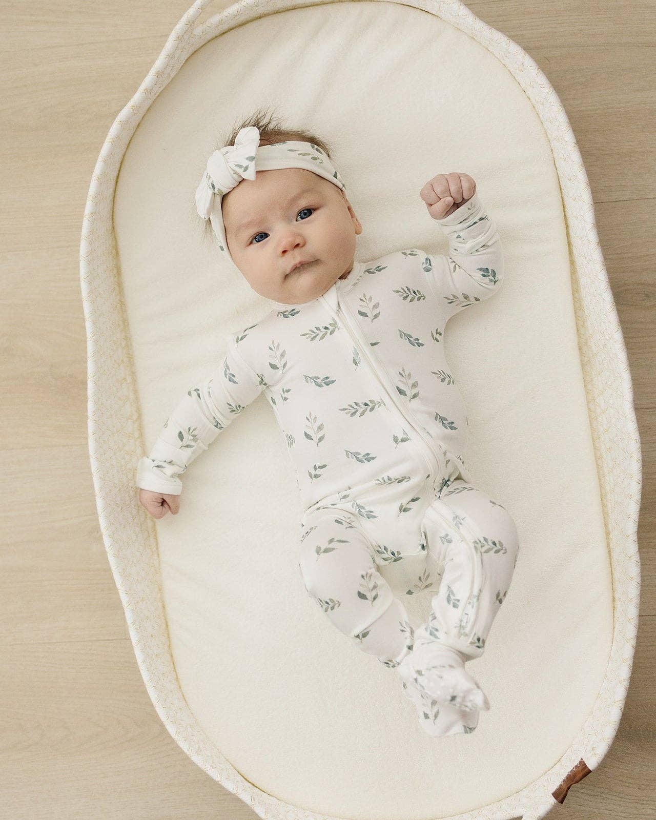 Harp Angel Boutique - Vente Bandeau – bébé - Bandeau à nœud en forme de feuilles vertes2