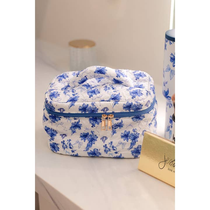 Jetsetter Quilted Bag- Blue Blossom for wholesale on Faire2