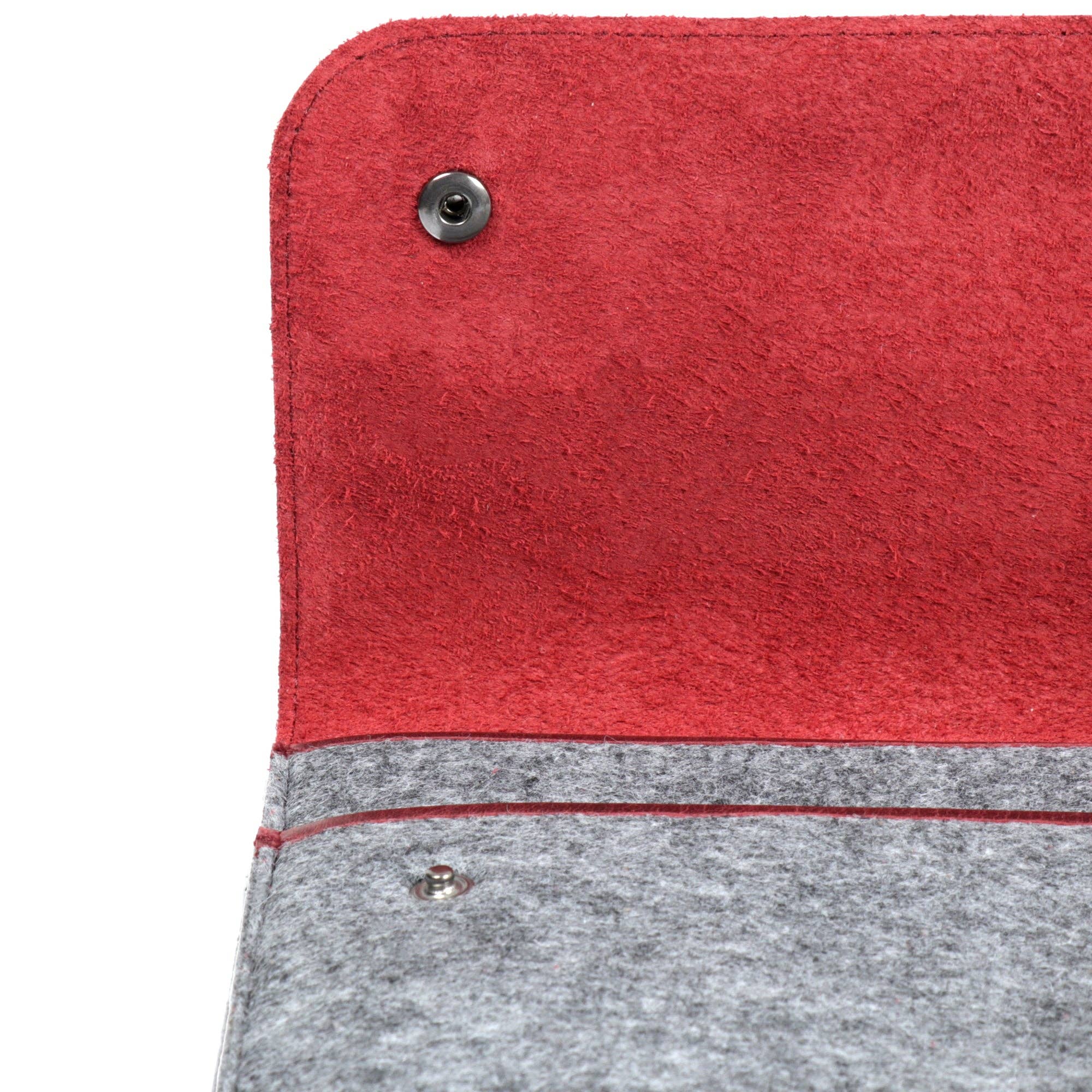 Londo – wholesale Laptop/tablet case – Unisex – MegaGear Fine Leather and Fleece Sleeve Bag for MacBook Pro, MacBook Air and iPad Case55