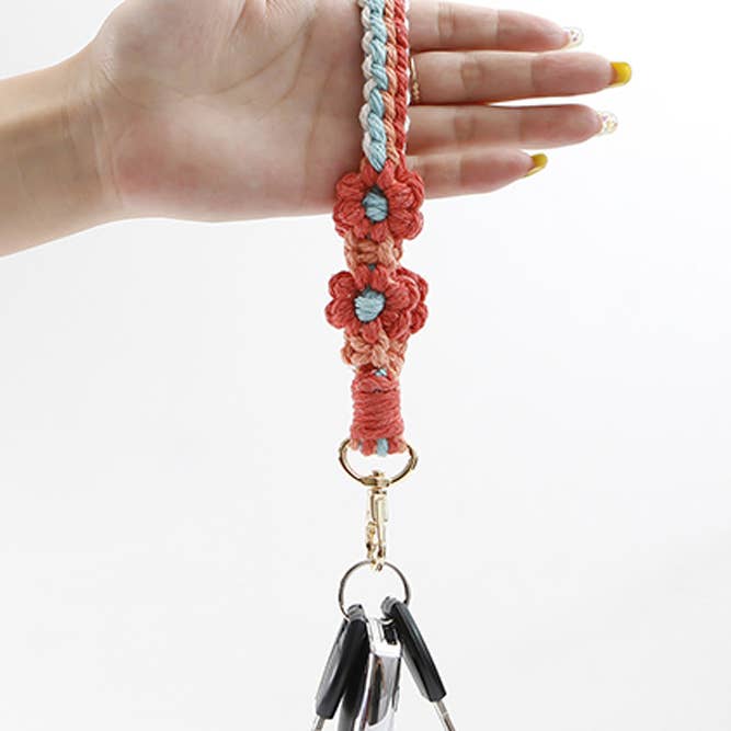 UNISHE – Großhandel Schlüsselanhänger – Damen – Daisy Weaving Buntes Armband mit Schlüsselanhänger GZJM0225