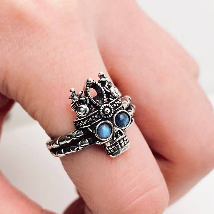Mio Queena - Wholesale Cocktail/Statement Ring - GT/CS - Aquamarine Eyes Skull Shape Adjustable Ring
