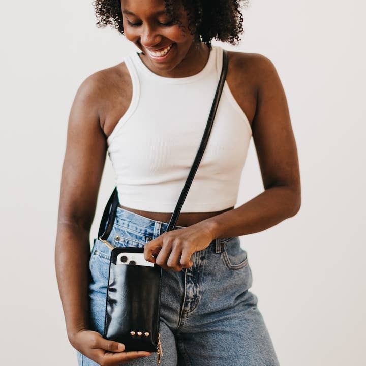 Pretty Simple - Wholesale Phone Wallet - Women's - Double Duty Phone Bag