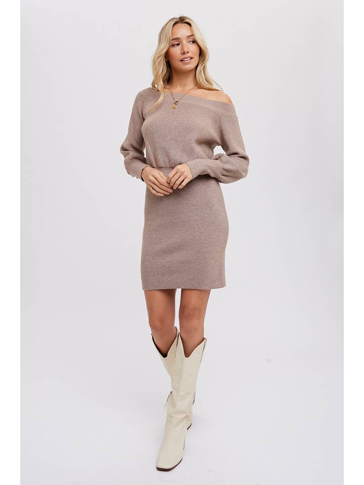 Bluivy - Wholesale Jurk - Dames - OFF-THE-SHOULDER SWEATERJURK22