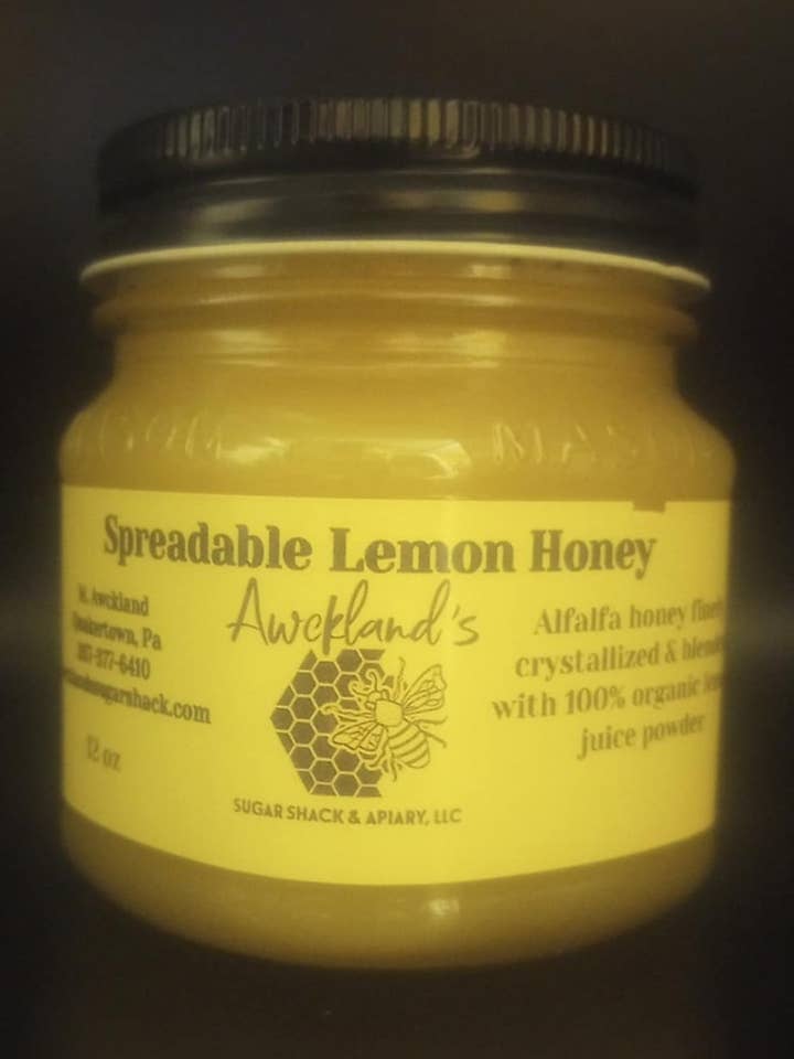 Spreadable Lemon Honey for wholesale by Awckland's Sugar Shack & Apiary