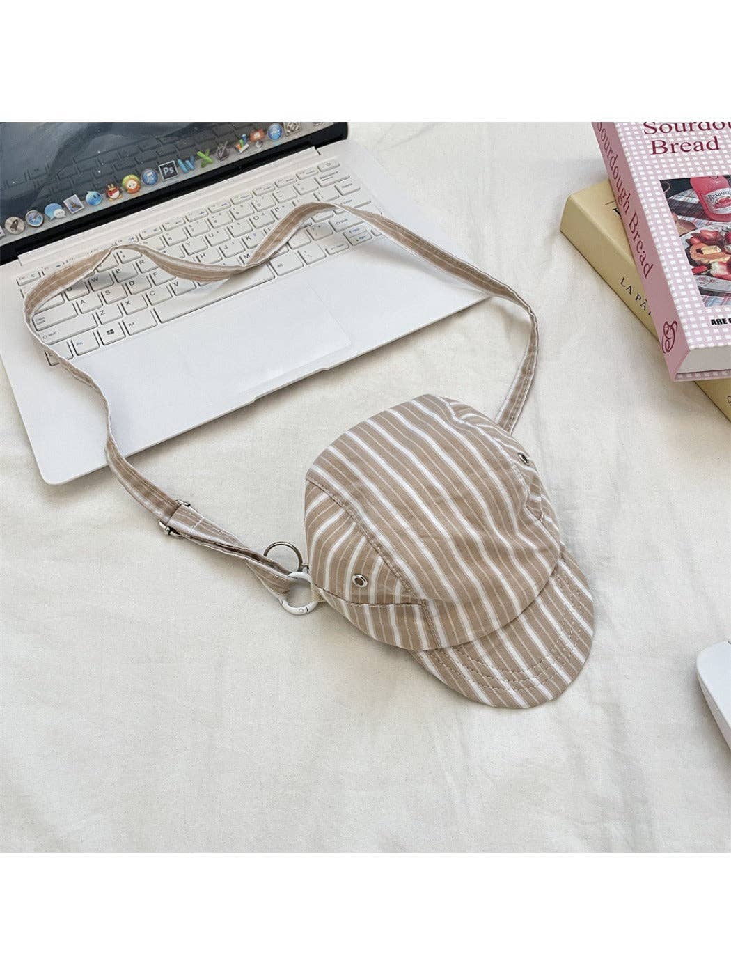 Funkyrel® Atzbranding Limited - Wholesale Crossbody Bag - Women's - Cosbai – Retro Stripe Hat-Shaped Crossbody Bag9