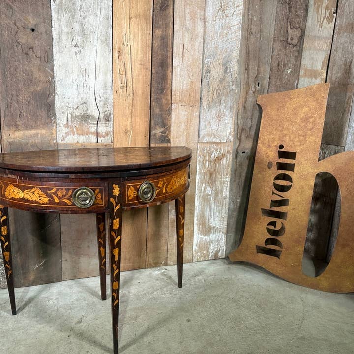 Antik holländsk tulpanträ mahogny tebord, ca 1790 för wholesale av belvoir