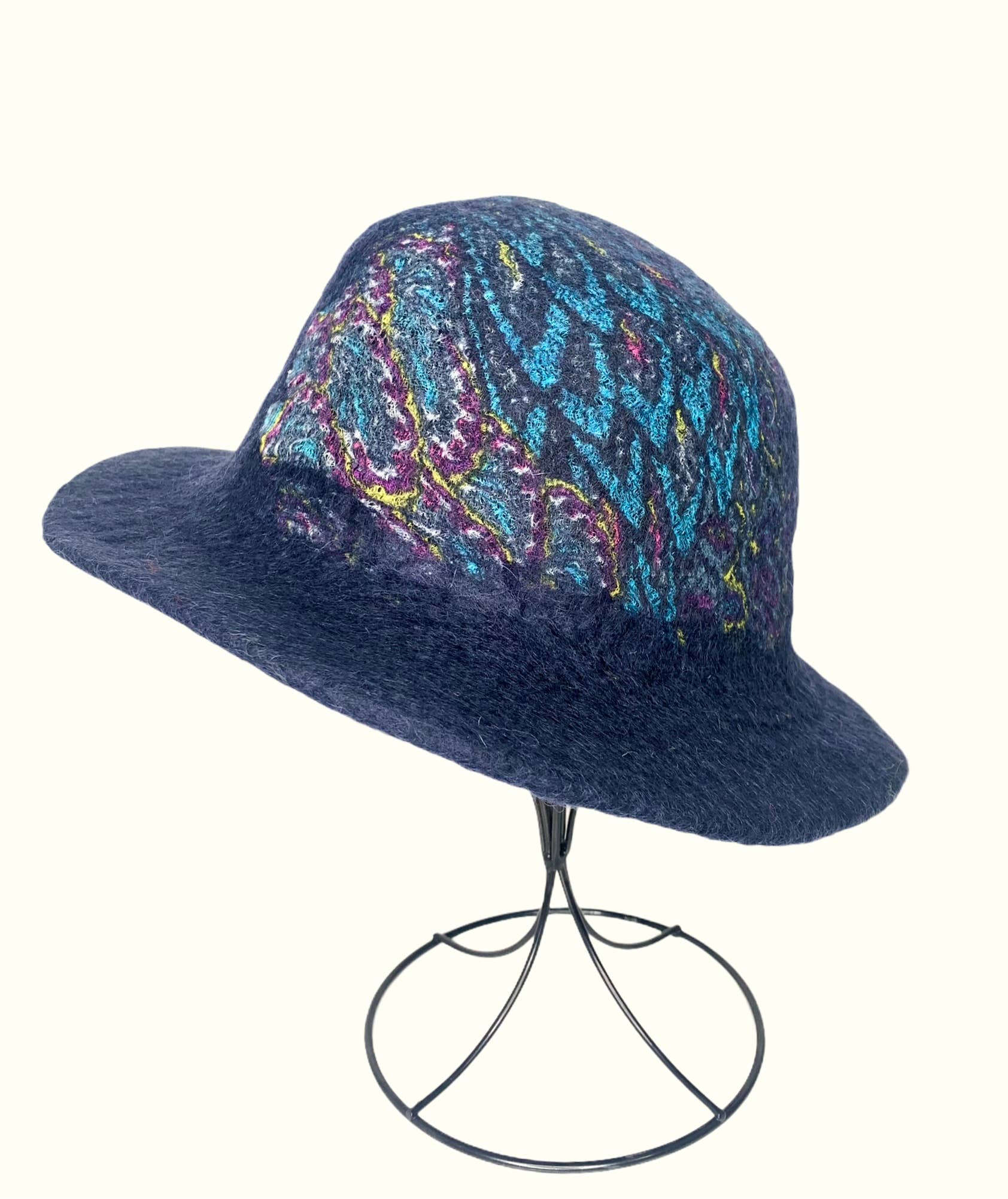 Pomegranate Moon - Vente Chapeau cloche – femme - Bord intercalé