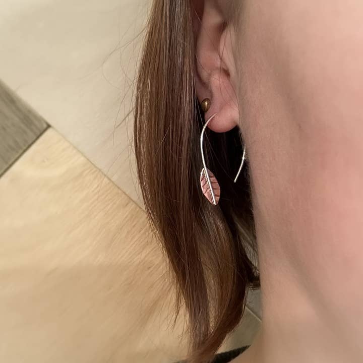 Sincerely Sarah - Wholesale Dangle Earrings - Copper Leaf Earring Threader Short