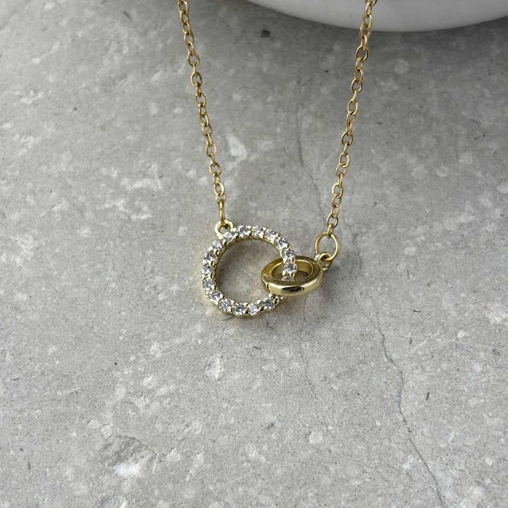 Collana in Zirconia Interbloccata Resistente all'Ossidazione per la vendita all'ingrosso da parte di Flax Barn