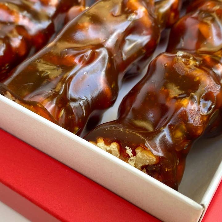 Aladdin – wholesale Chocolate-covered sweets – Malak | Turkish Walnut Churchkhela (Cevizli Sucuk) With Spec