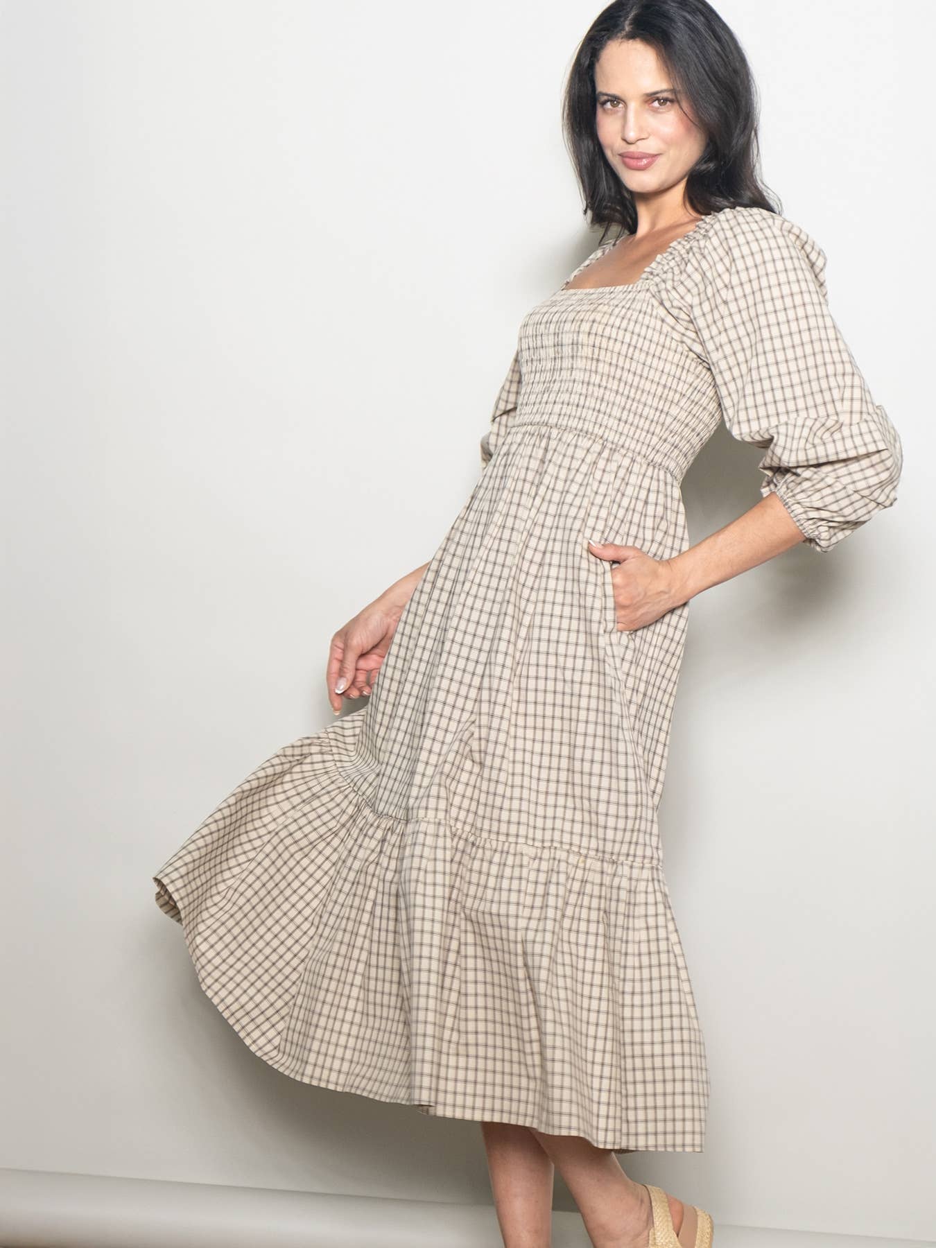 Elloh Collection - Wholesale Dress - Women's - Square Neck Checkered Plaid Smocked Chest Cotton Maxi Dress4