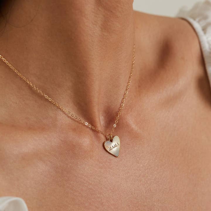 HART - Wholesale Pendant/Charm Necklace - Dainty Heart MAMA Necklace