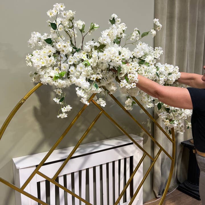 IVY CRUZ - Wholesale Artificial Flowers - White Flower Garland, Artificial cherry blossom garland