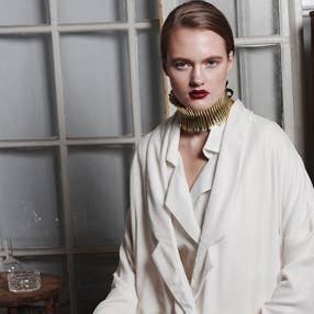 Bisjoux - Venta al por mayor Gargantilla/collar - Collar de cañas de latón reversible con lazo de cuero negro4