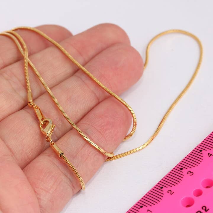 28'' 24k Glänsande Guld Liten Orm Färdig Halsband, CHK250 för wholesale av QueenJewelryM