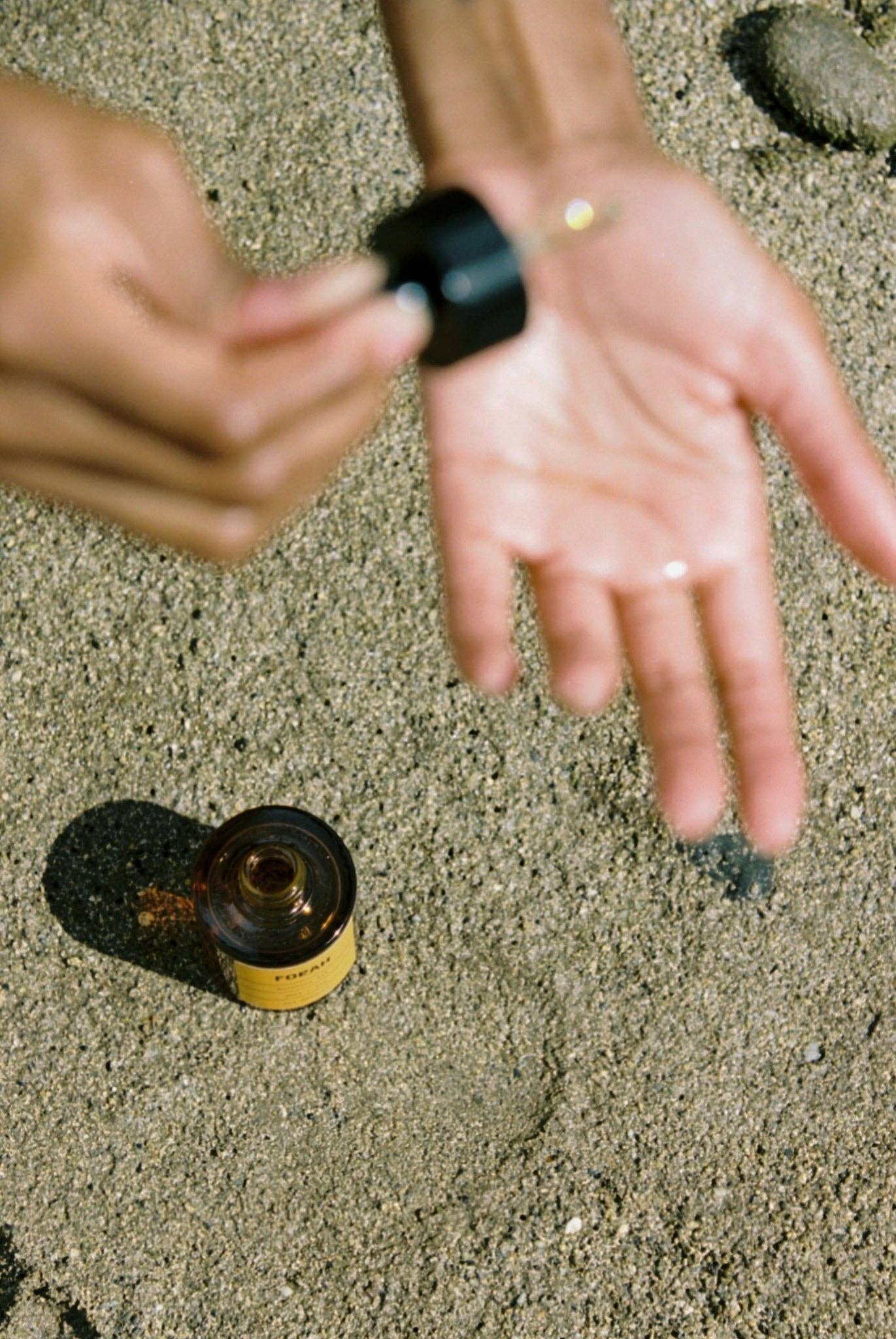 FORAH - Wholesale Facial Serum/Concentrate - Dayglow Oil Serum2