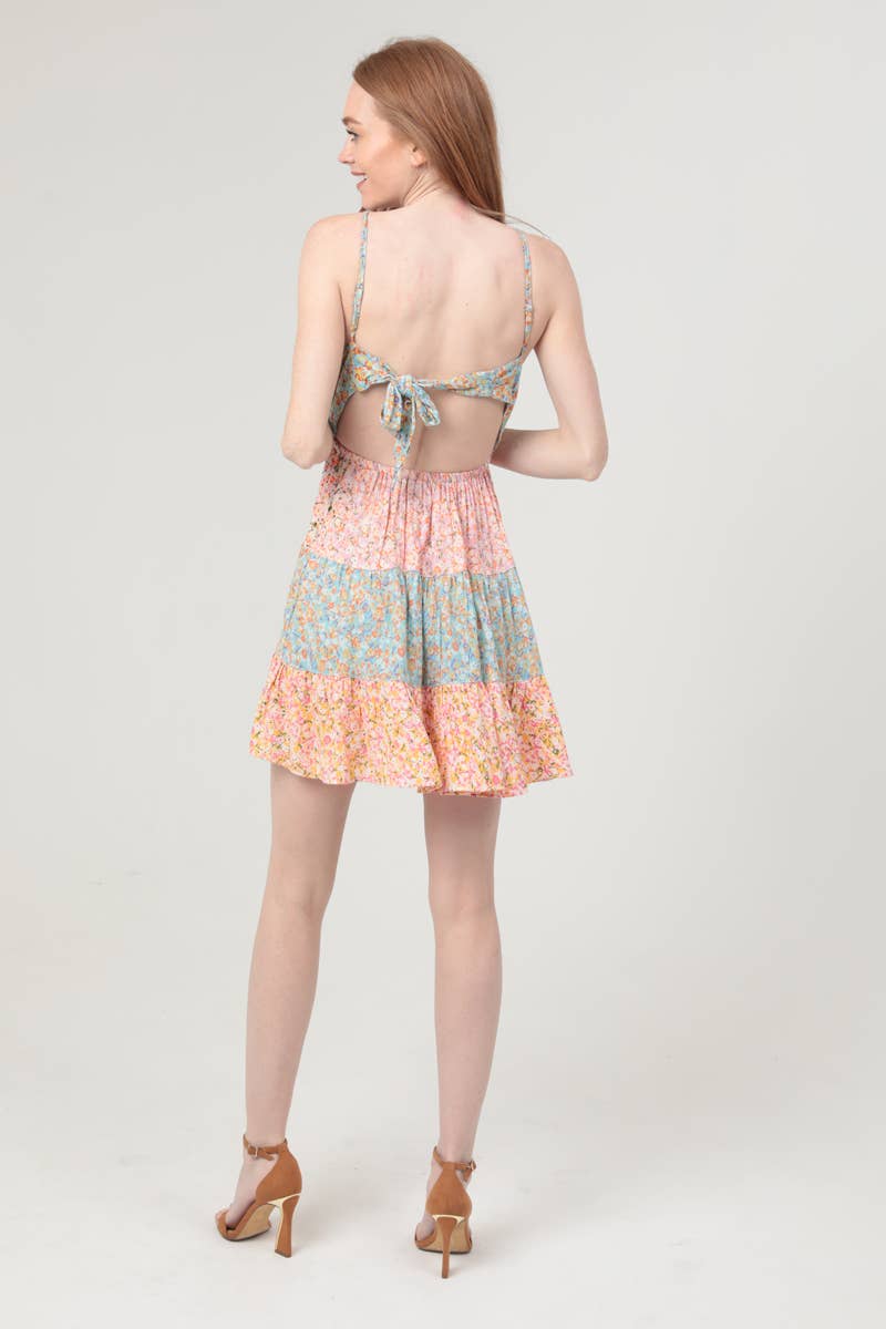 ANGIE – wholesale Dress – Women's – F4H12-W982 V NECK OPEN TIE BACK SUNDRESS2